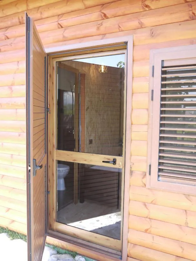 Windmill Shkodra Gesthouse Camping & Grill Albanien