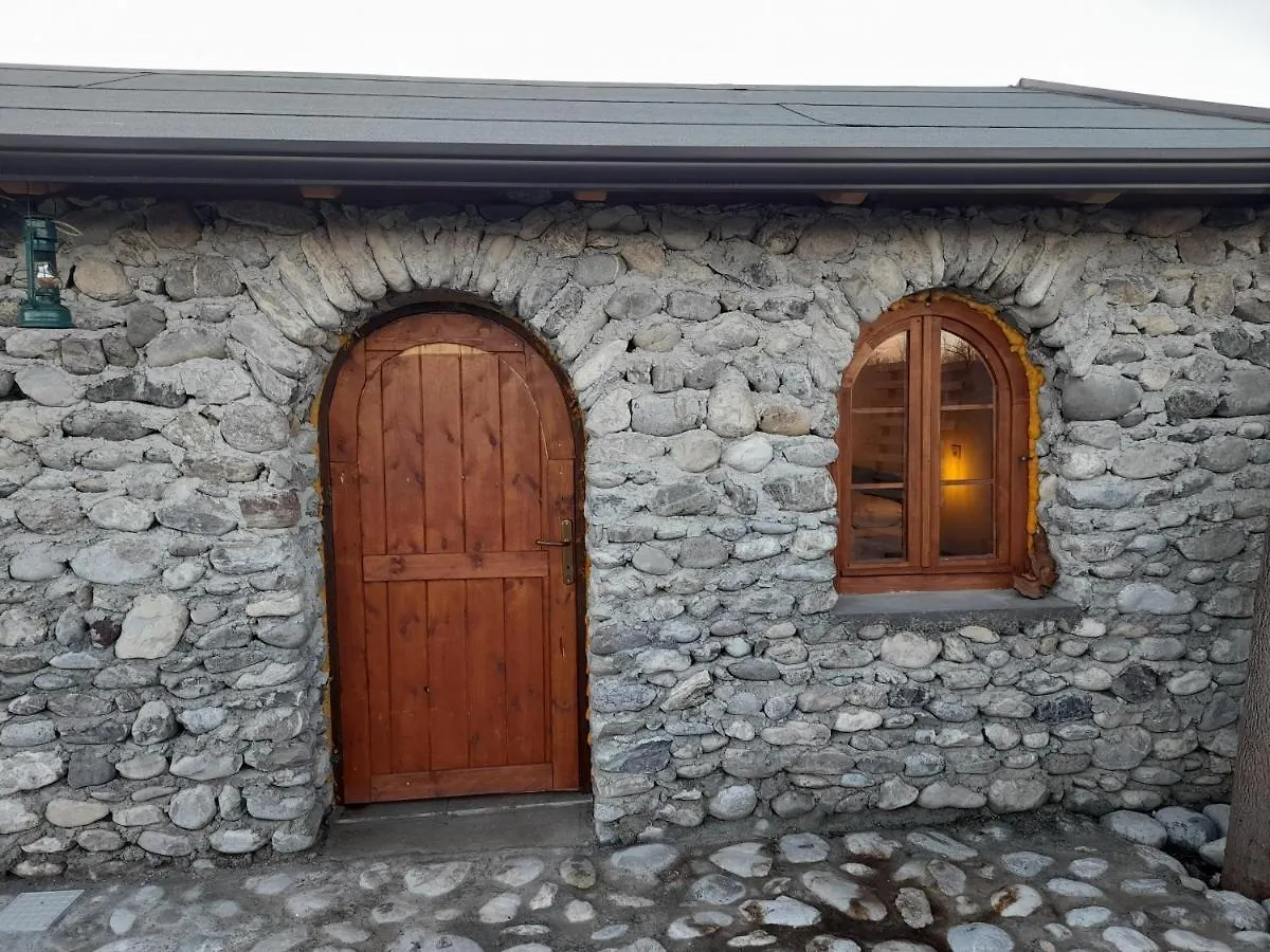 Campsite Windmill Shkodra Gesthouse Camping & Grill Albania