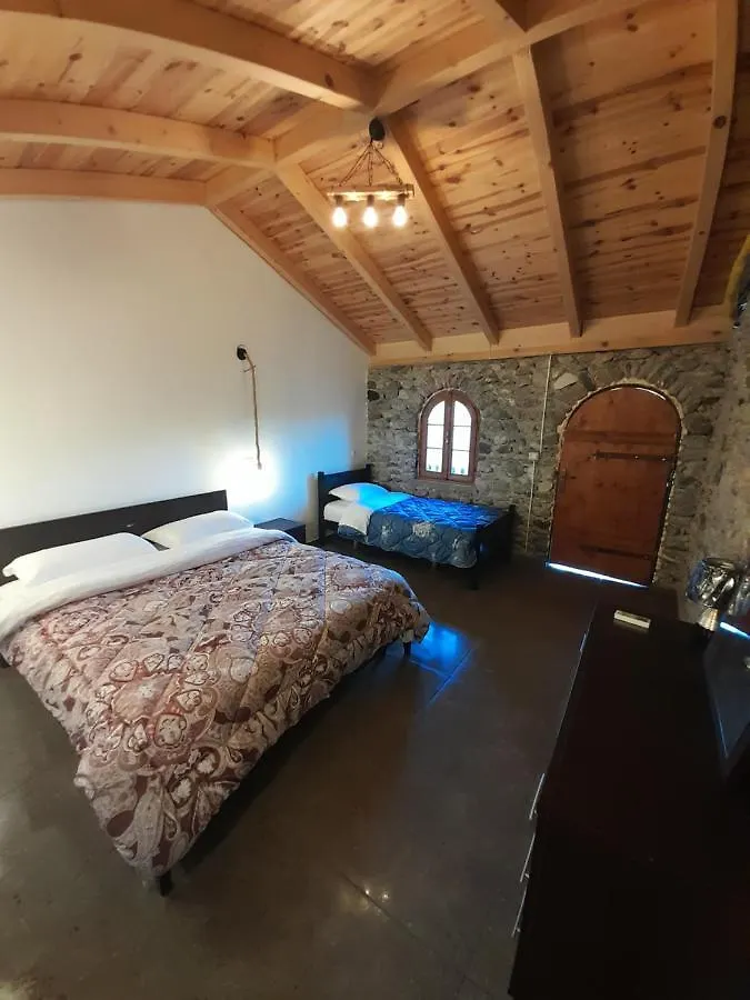 Windmill Shkodra Gesthouse Camping & Grill
