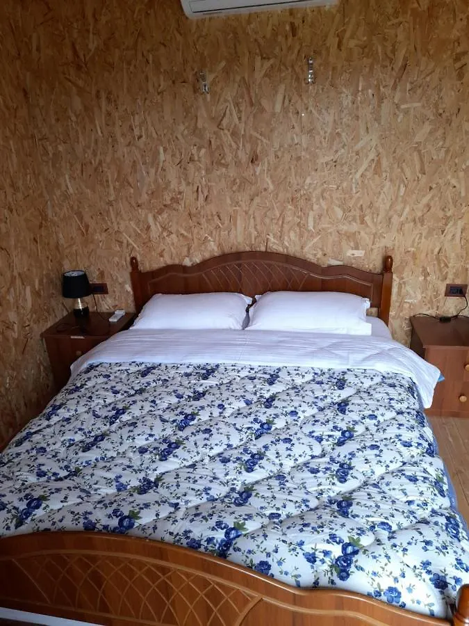 Windmill Shkodra Gesthouse Camping & Grill Campingplatz