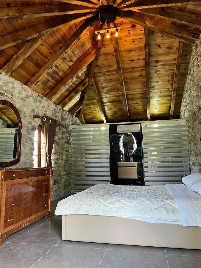 Windmill Shkodra Gesthouse Camping & Grill Albania