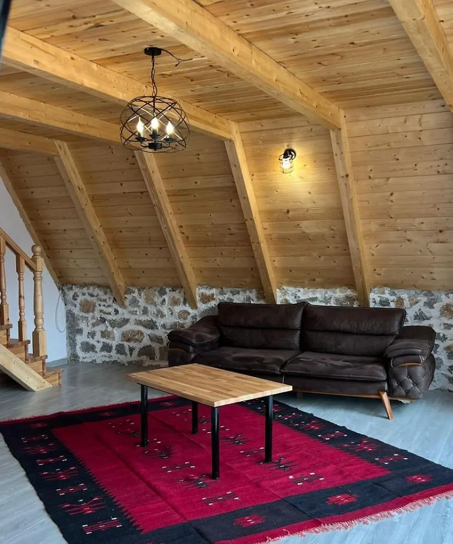 Windmill Shkodra Gesthouse Camping & Grill