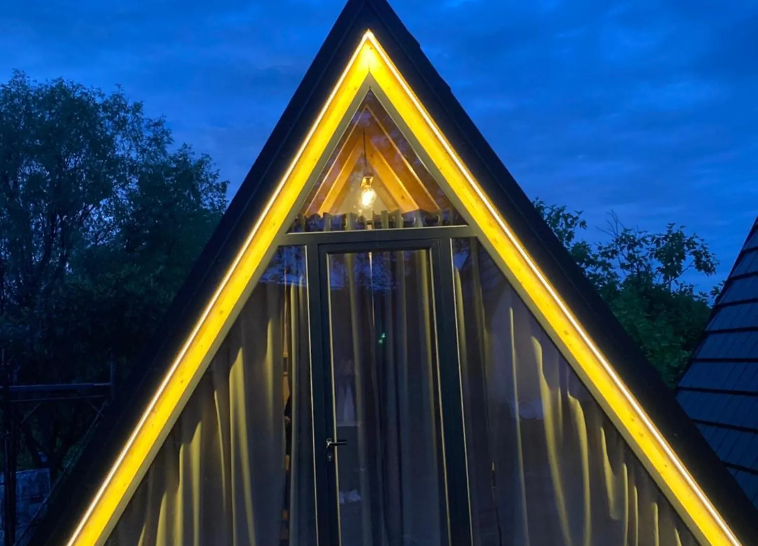 Windmill Shkodra Gesthouse Camping & Grill Shkoder