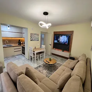 Apartment Downtown Deluxe, Shkoder